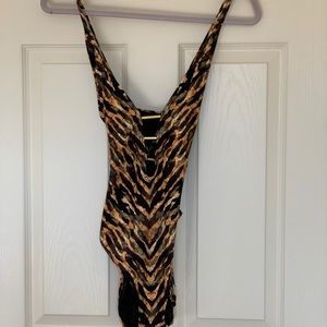 New w/o tags one piece bathing suit